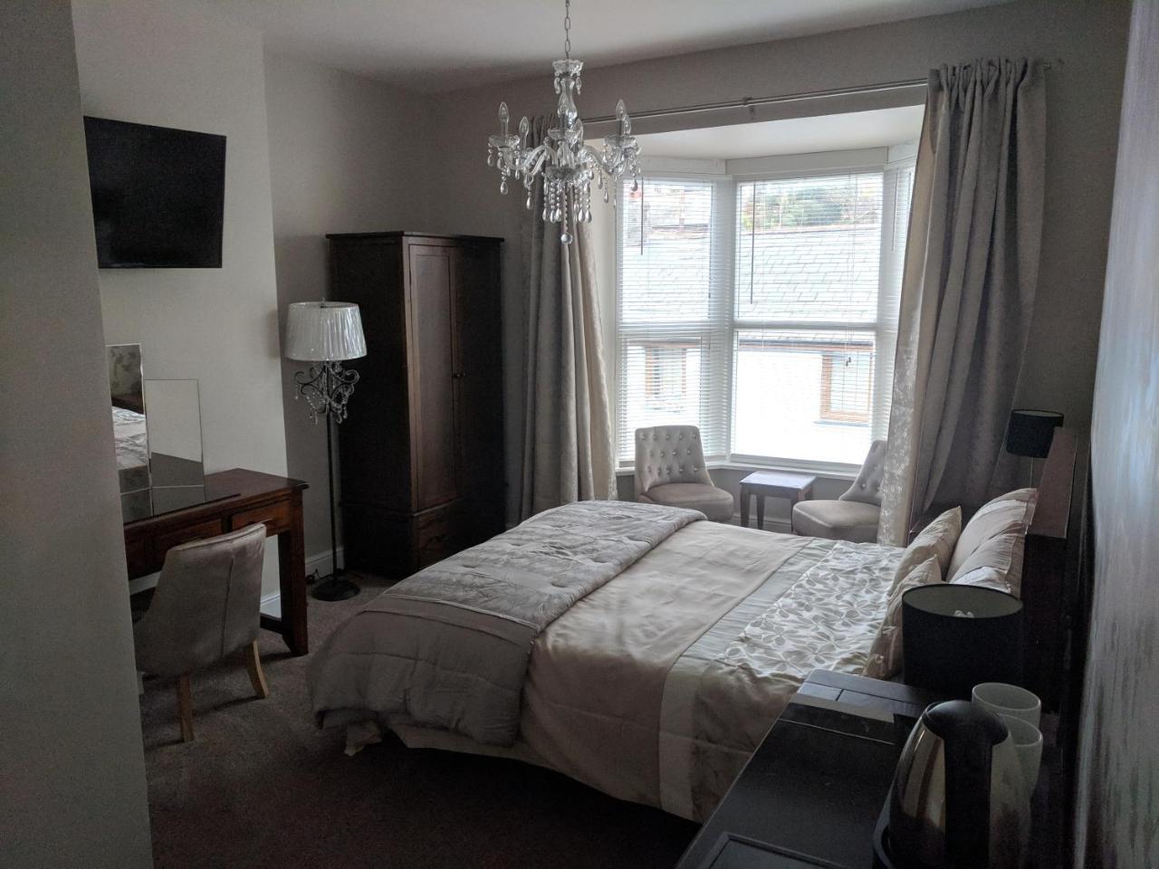 Lion House Bed & Breakfast With Restaurant Combe Martin Eksteriør bilde