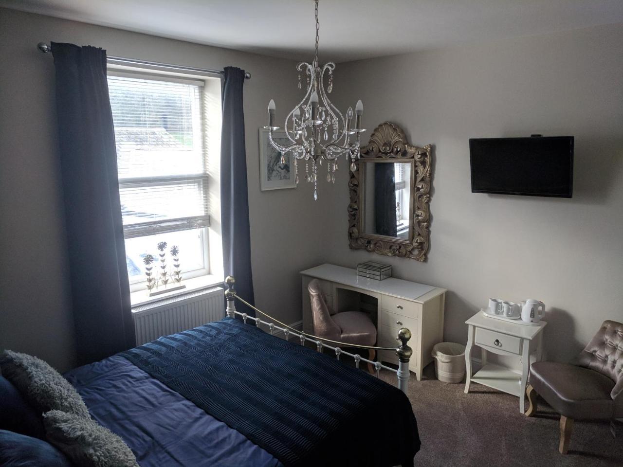 Lion House Bed & Breakfast With Restaurant Combe Martin Eksteriør bilde